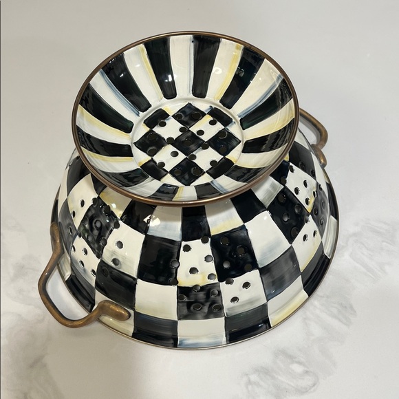 MacKenzie-Childs colander large - Picture 2 of 8
